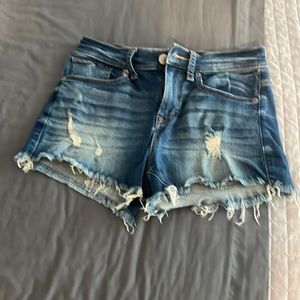Express high waisted Jean shorts size 4